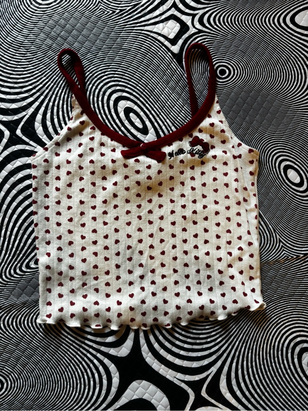 Hello Kitty x Forever 21 White Ribbed Heart Tank with Burgundy Trim